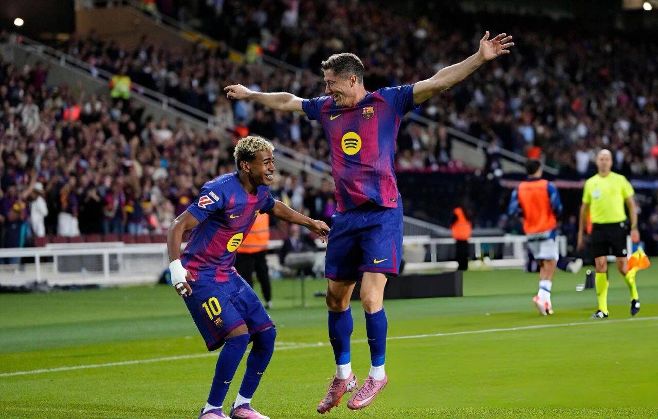 西甲逆转！皇马被死敌超越！巴萨翻盘保持不败登上榜首